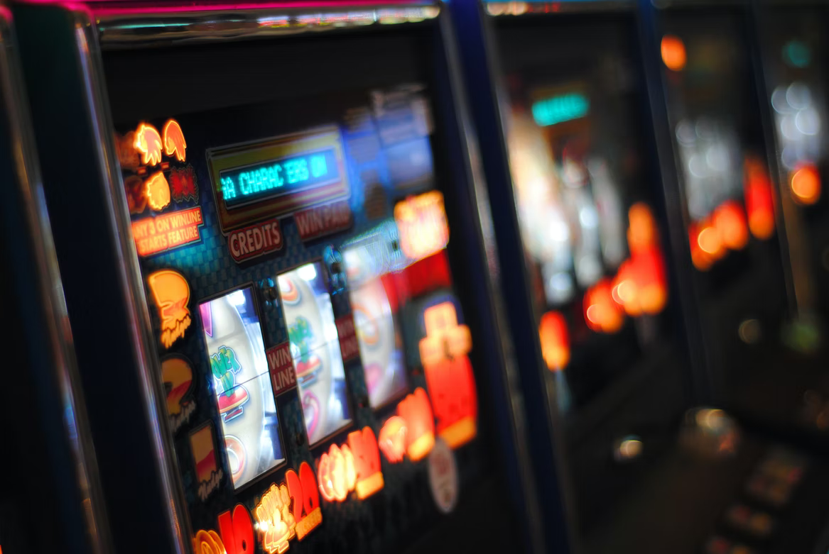 Tricks for Winning Money When Playing Online Casino Slot Games